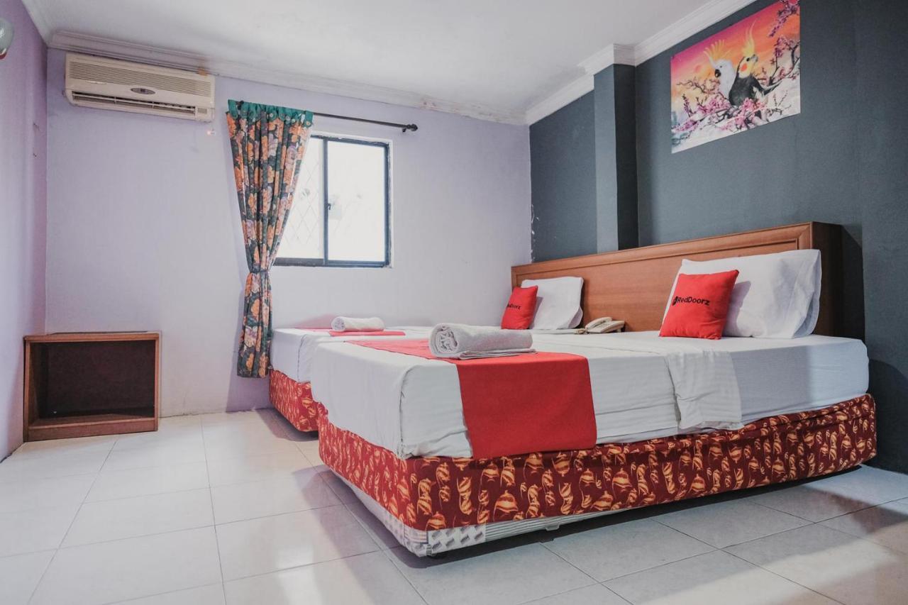 Reddoorz Near Nagoya Hill Mall Batam 5 Exterior foto